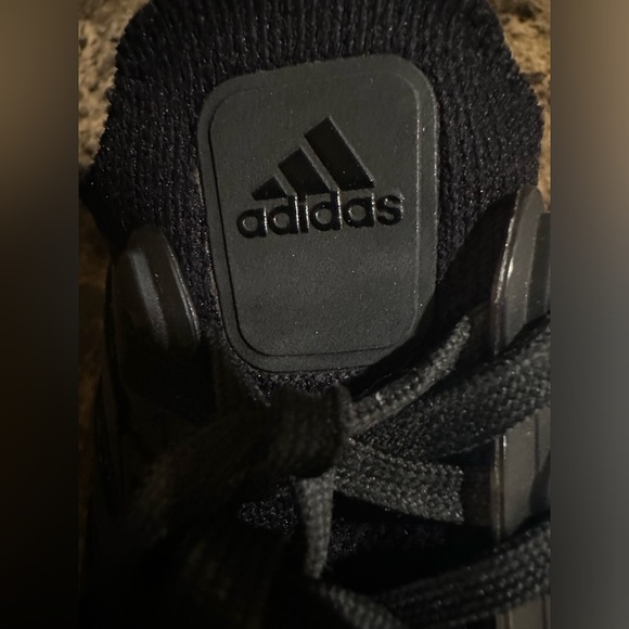 ADIDAS ULTRABOOST 21 BLACK WOMEN’S RUNNING SNEAKER WITH BOX. (10) - Picture 9 of 13